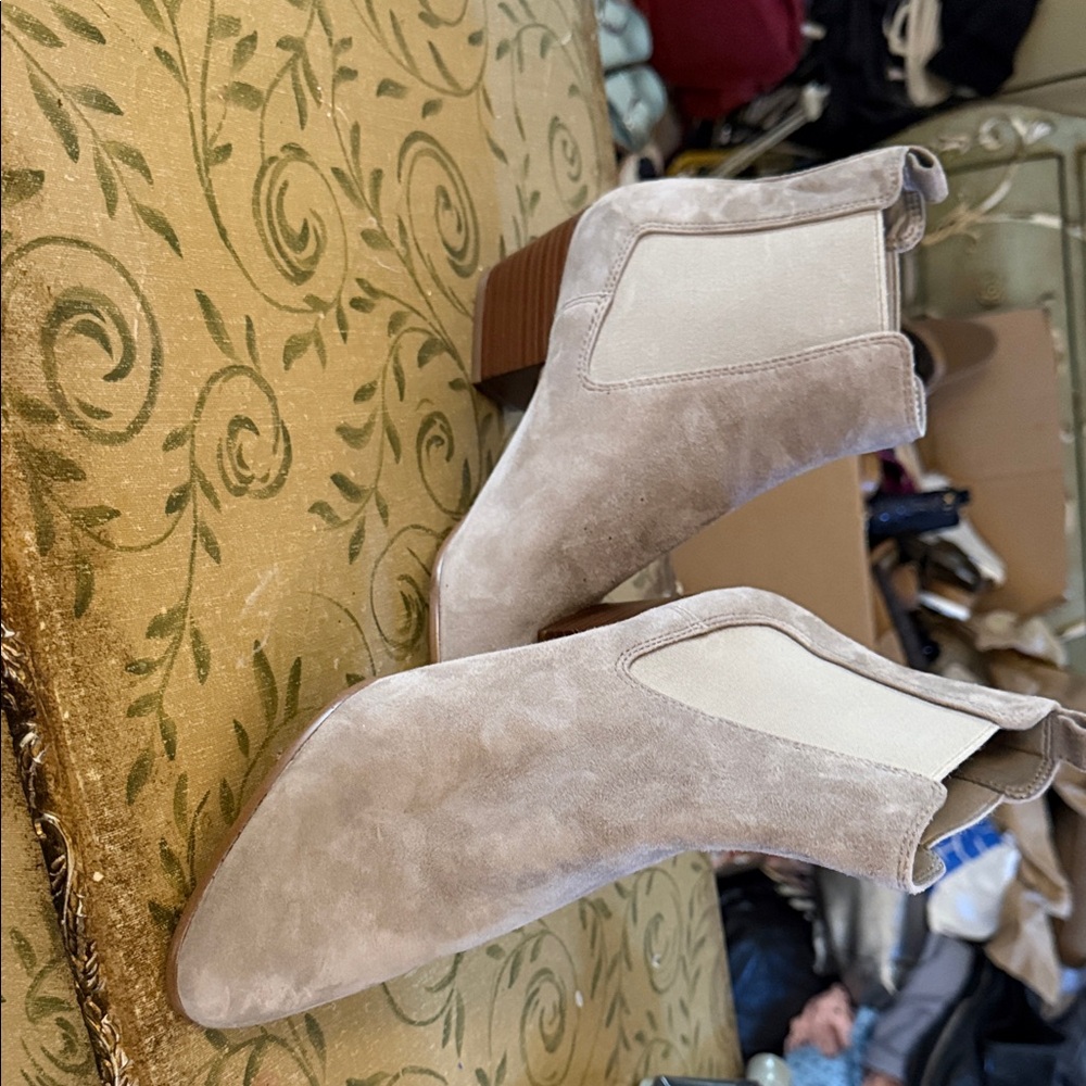 Sam Edelman Women's Beige Suede Ankle Boots